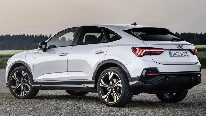 Audi Q3 Sportback 45 TFSI e compact SUV