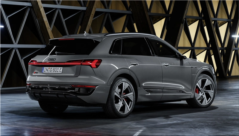Audi Q8 e-tron