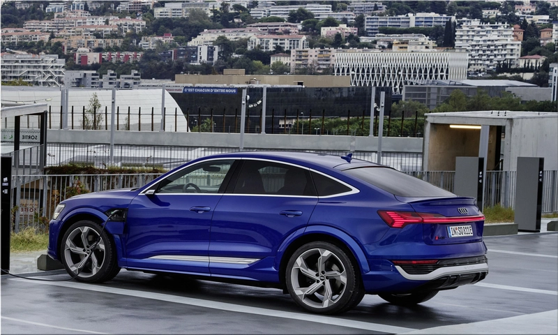 2024 Audi Q8 e-tron