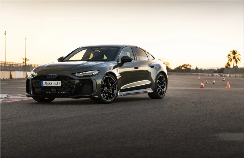 Audi RS 5 Hybrid