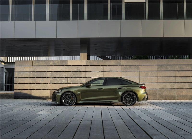 Audi RS 5 Hybrid