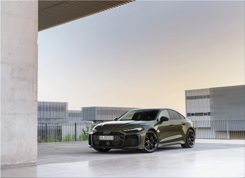 Audi RS 5 Hybrid