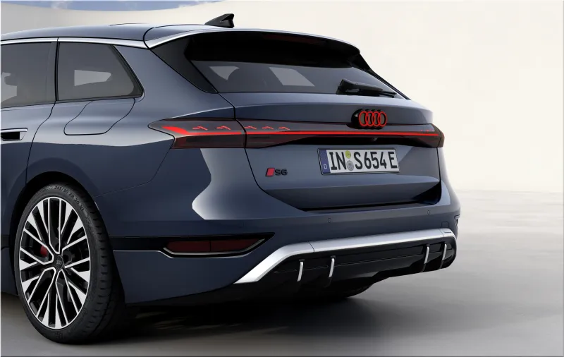 Audi S6 Avant e-tron