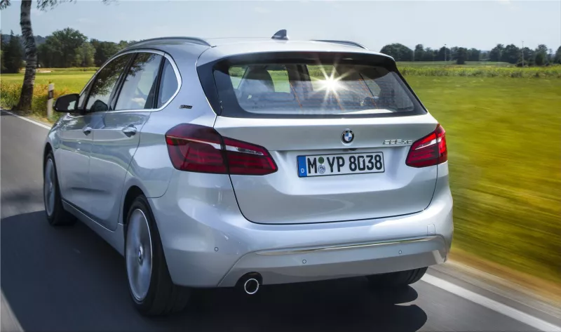 BMW 225xe