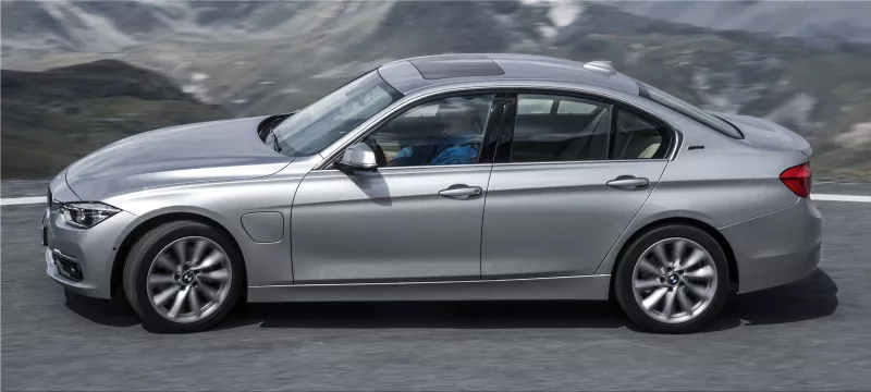 BMW 330E