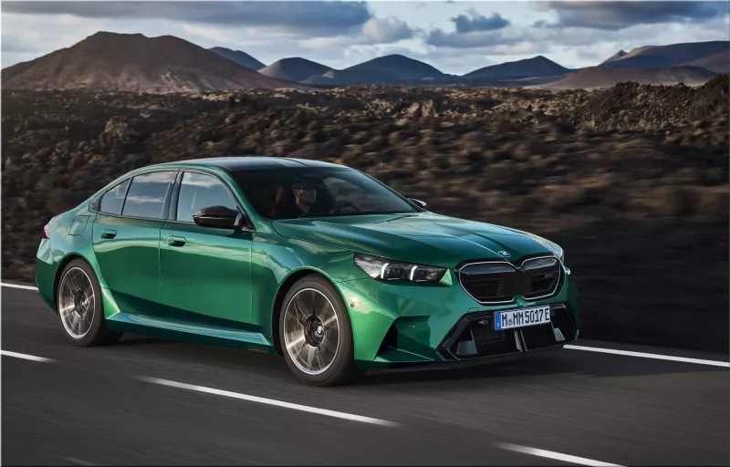2025 BMW M5
