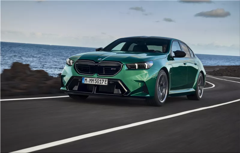 2025 BMW M5