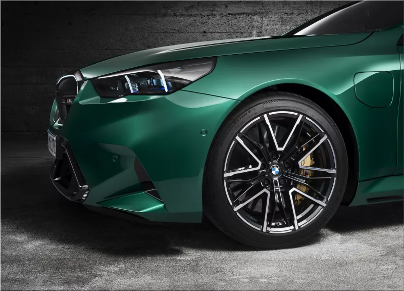 2025 BMW M5