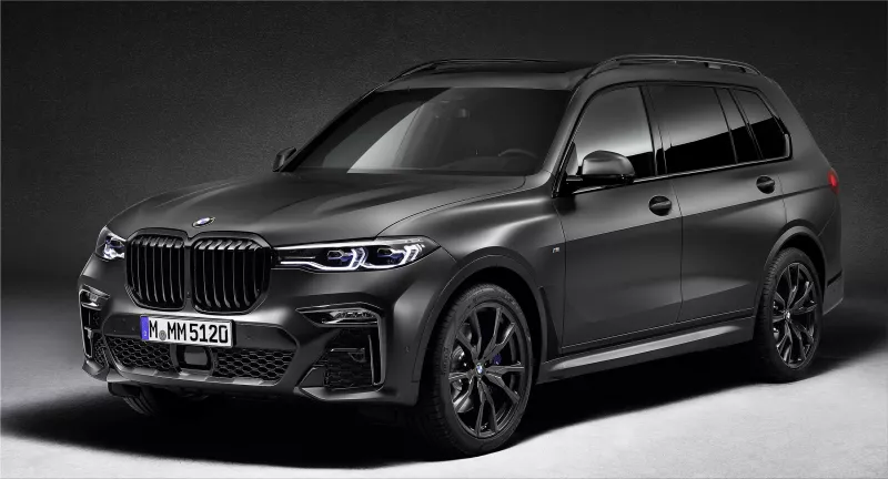 BMW X7 Dark Shadow Edition