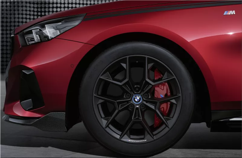 2024 BMW i5