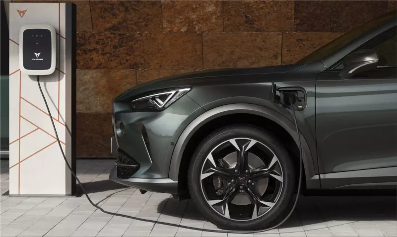 CUPRA Formentor Plug-in HYBRID SUV