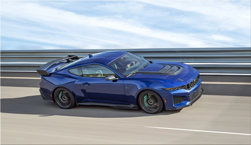 2026 Ford Mustang Dark Horse SC