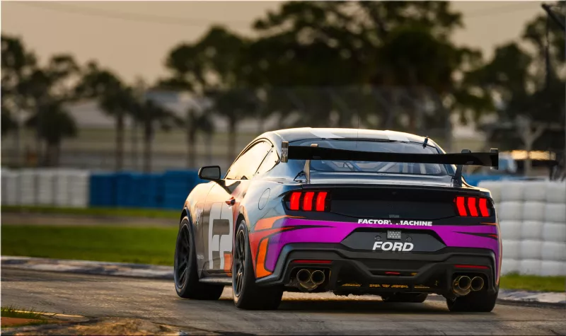 Ford Mustang GT4