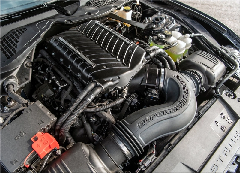 Hennessey H850 Mustang Dark Horse