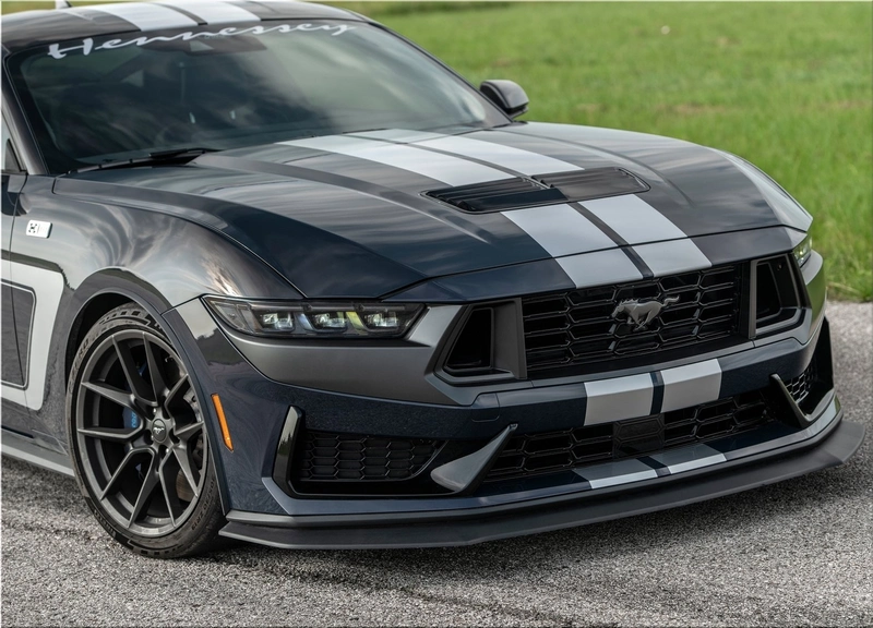 Hennessey H850 Mustang Dark Horse