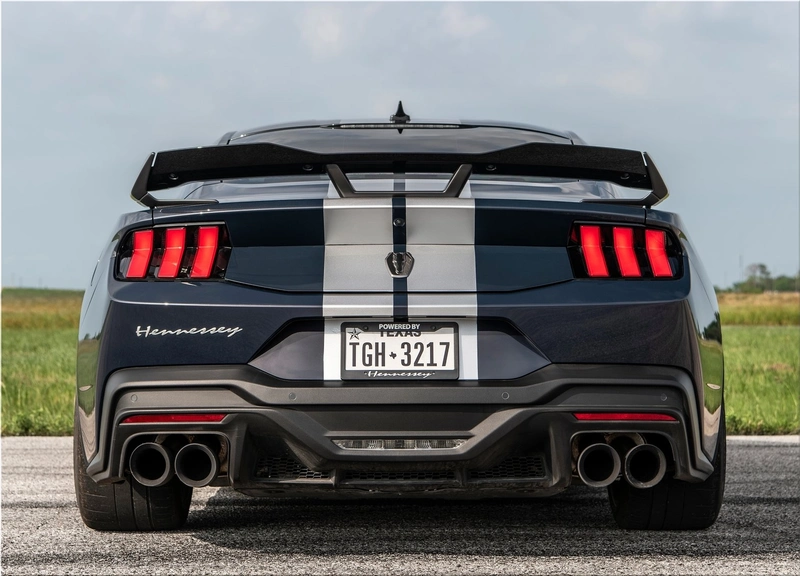 Hennessey H850 Mustang Dark Horse