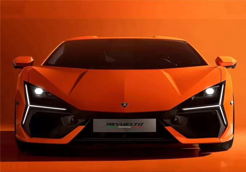 Lamborghini Revuelto