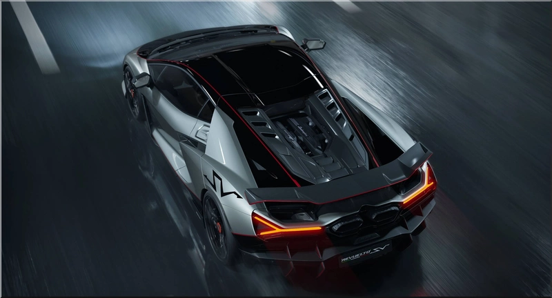 Lamborghini Revuelto SV