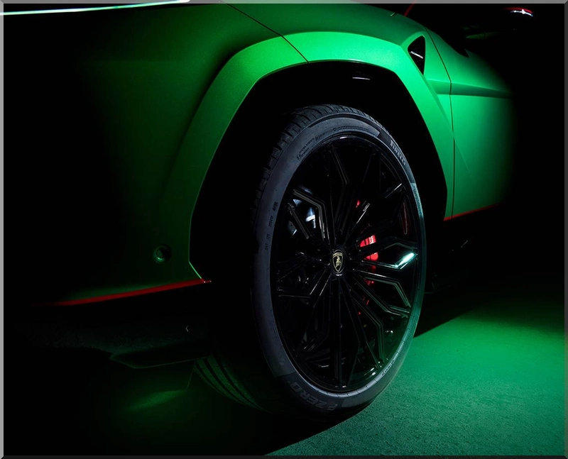 Lamborghini Urus SE Tettonero