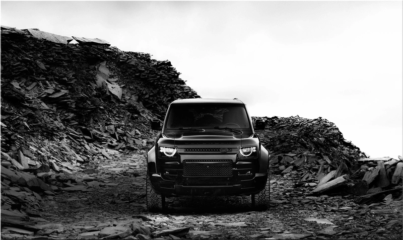 2026 Land Rover Defender OCTA Black