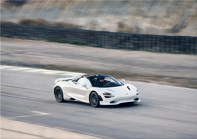 McLaren 750S Spider