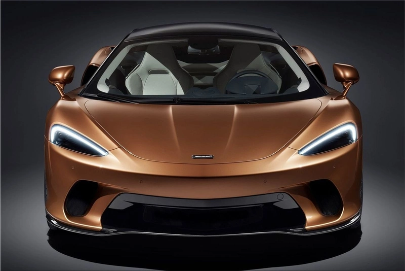 McLaren GT