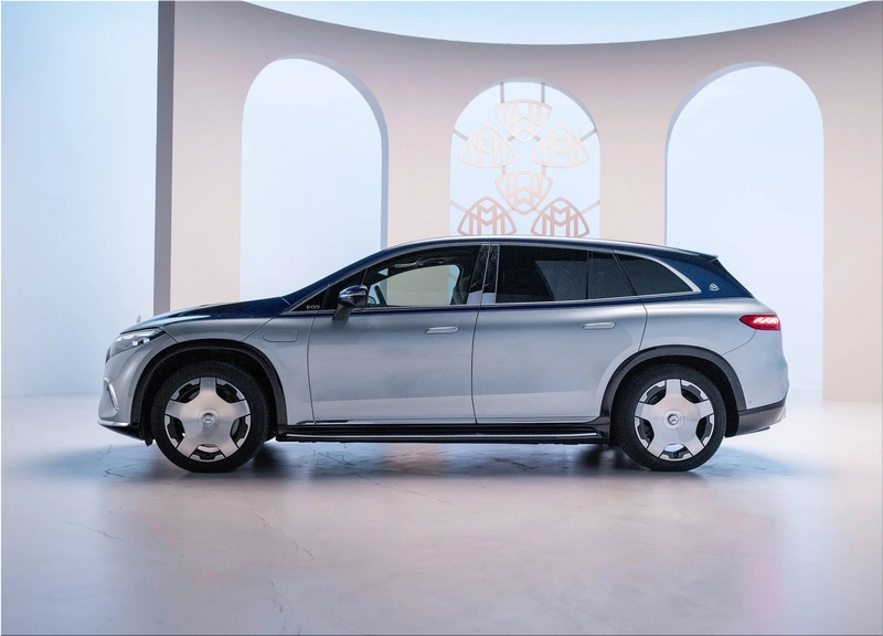 Mercedes-Maybach EQS 680 SUV