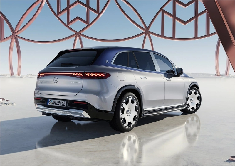 Mercedes-Maybach EQS 680