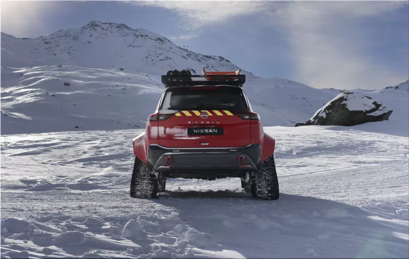 Nissan X-Trail Mountain Rescue