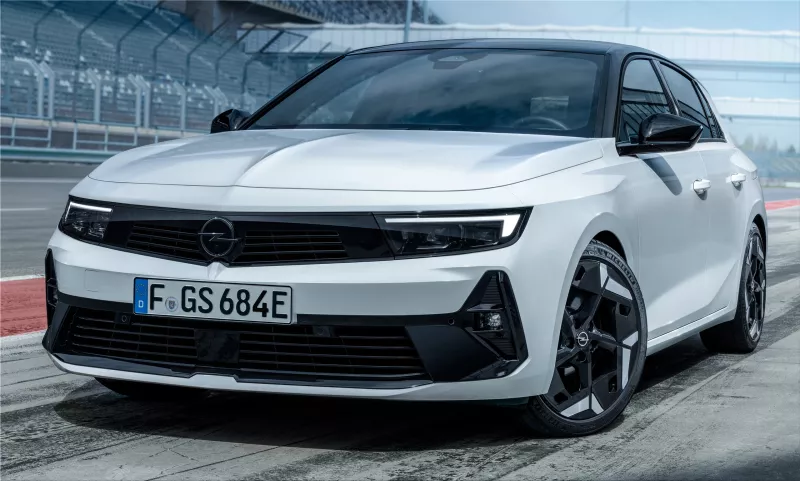 Opel Astra GSe
