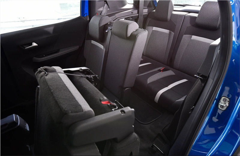 Opel Frontera GS Seven-Seater