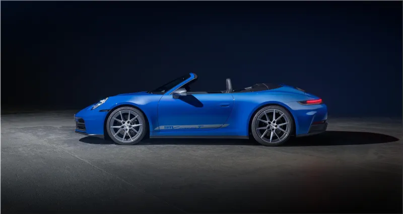 2025 Porsche 911 Carrera T Cabriolet