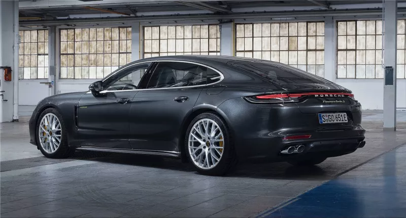 Porsche Panamera Turbo S E-Hybrid