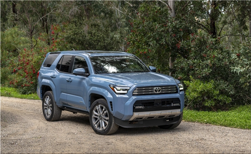 Toyota 4Runner Hybrid Off-road SUV 2026