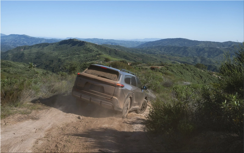 Toyota bZ Woodland 2026