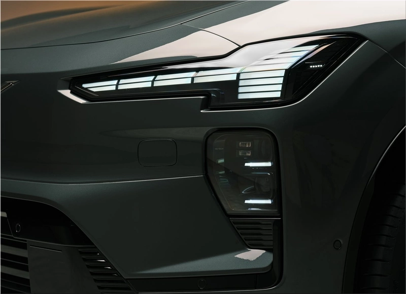 2027 Volvo EX60