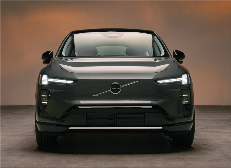 2027 Volvo EX60
