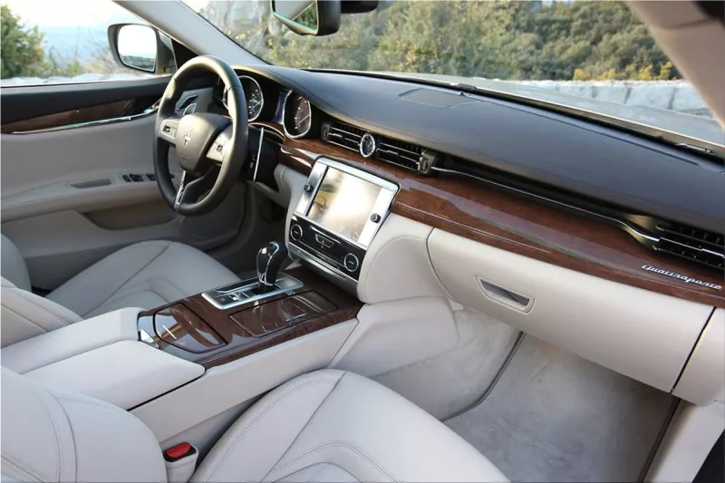 Maserati Quattroporte