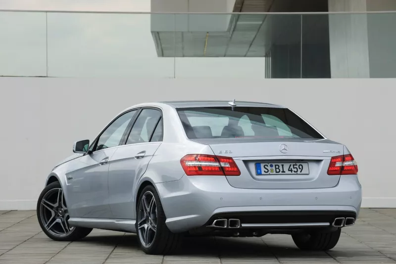 Mercedes E63 AMG