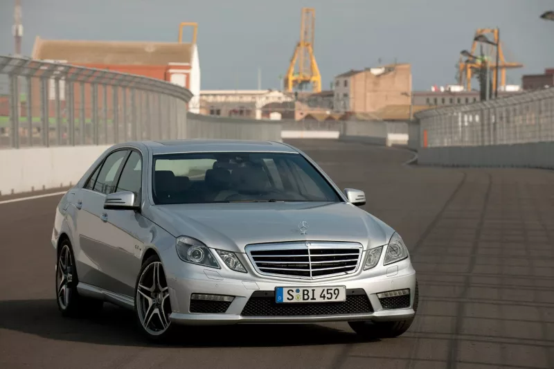 Mercedes E63 AMG