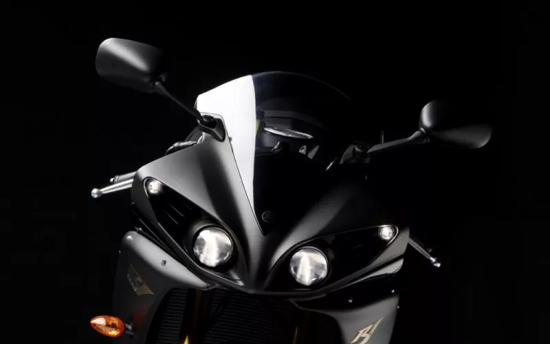 A new supersport, Yamaha YZF-R1