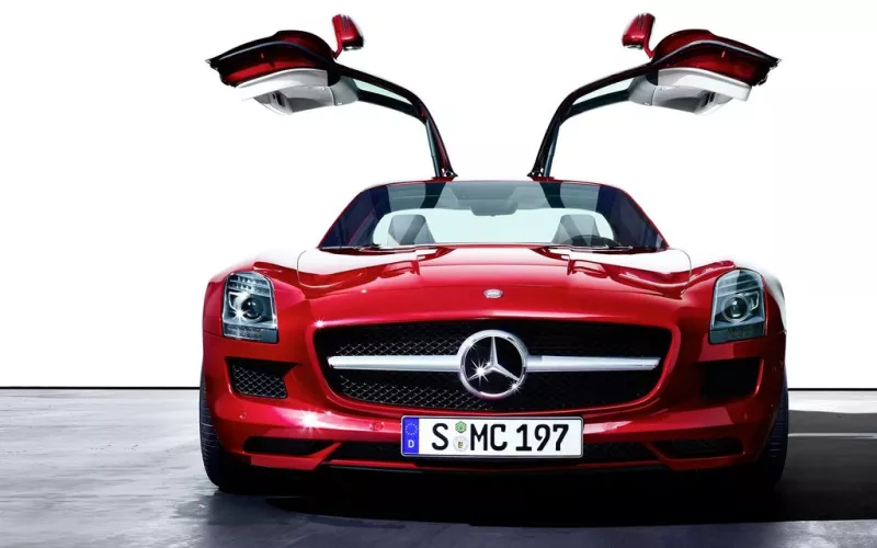 Mercedes-Benz SLS AMG