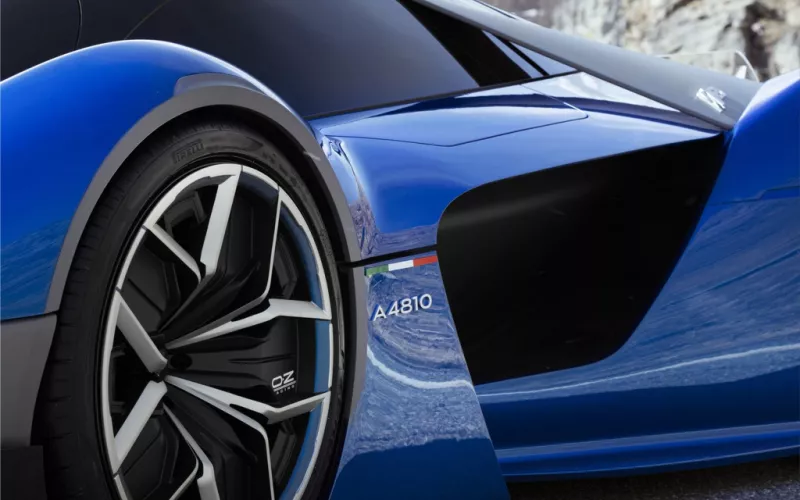 Alpine A4810 hydrogen sports car