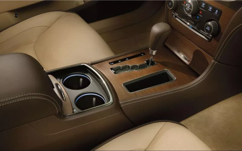 Chrysler 300 Luxury Sedan