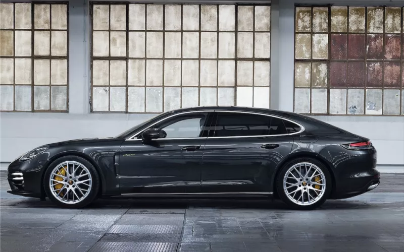 Porsche Panamera Turbo S E-Hybrid