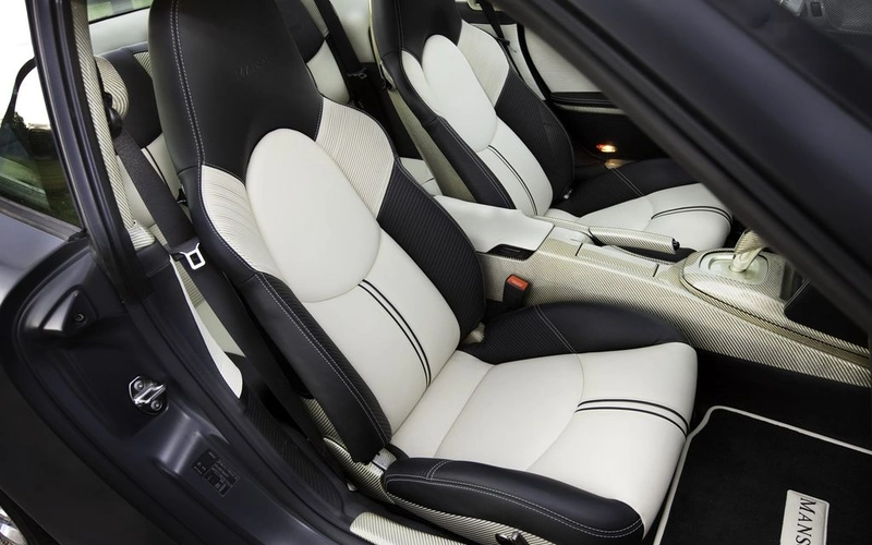 Porsche 911 Carrera