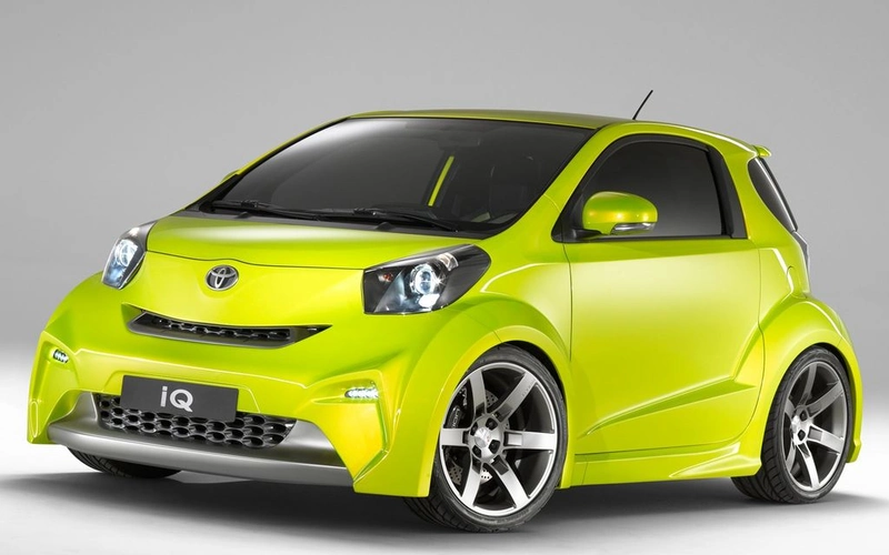 Toyota iQ