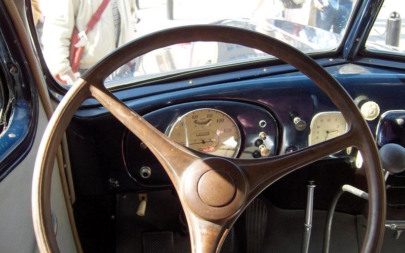 Volvo PV36
