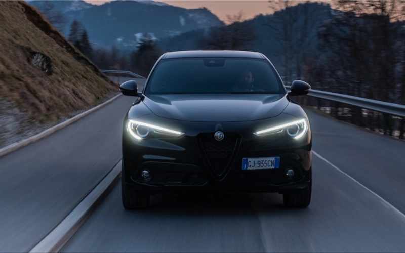 Alfa Romeo Stelvio Estrema