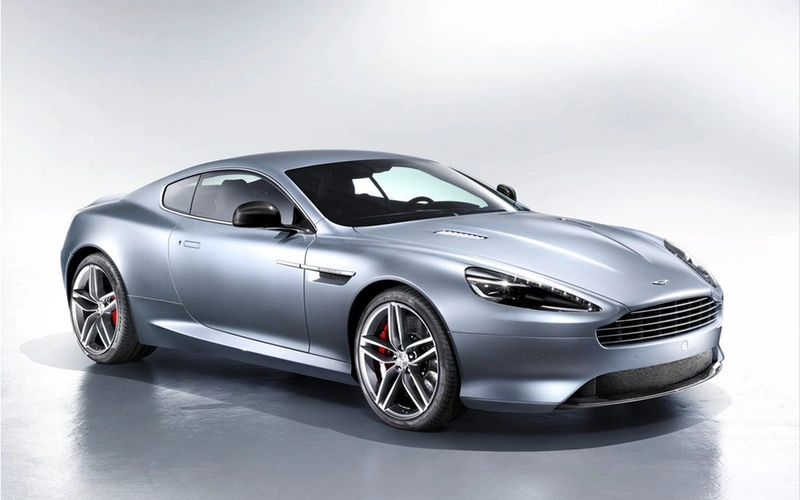 Aston Martin DB9 interior